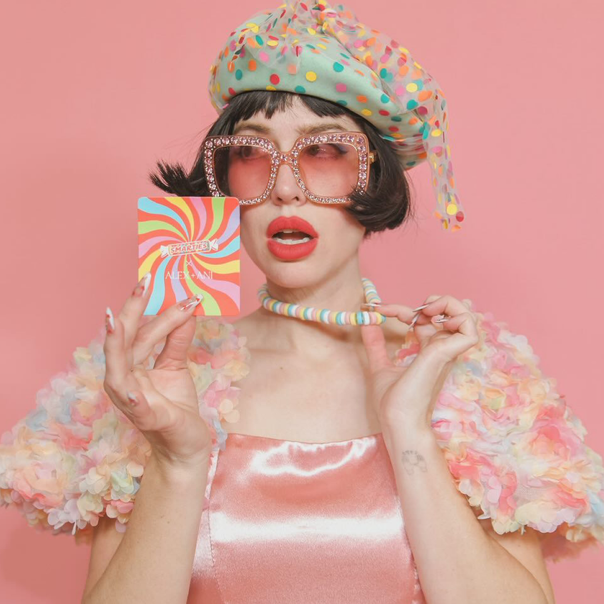 SMARTIES® Candy Necklace - Image 6