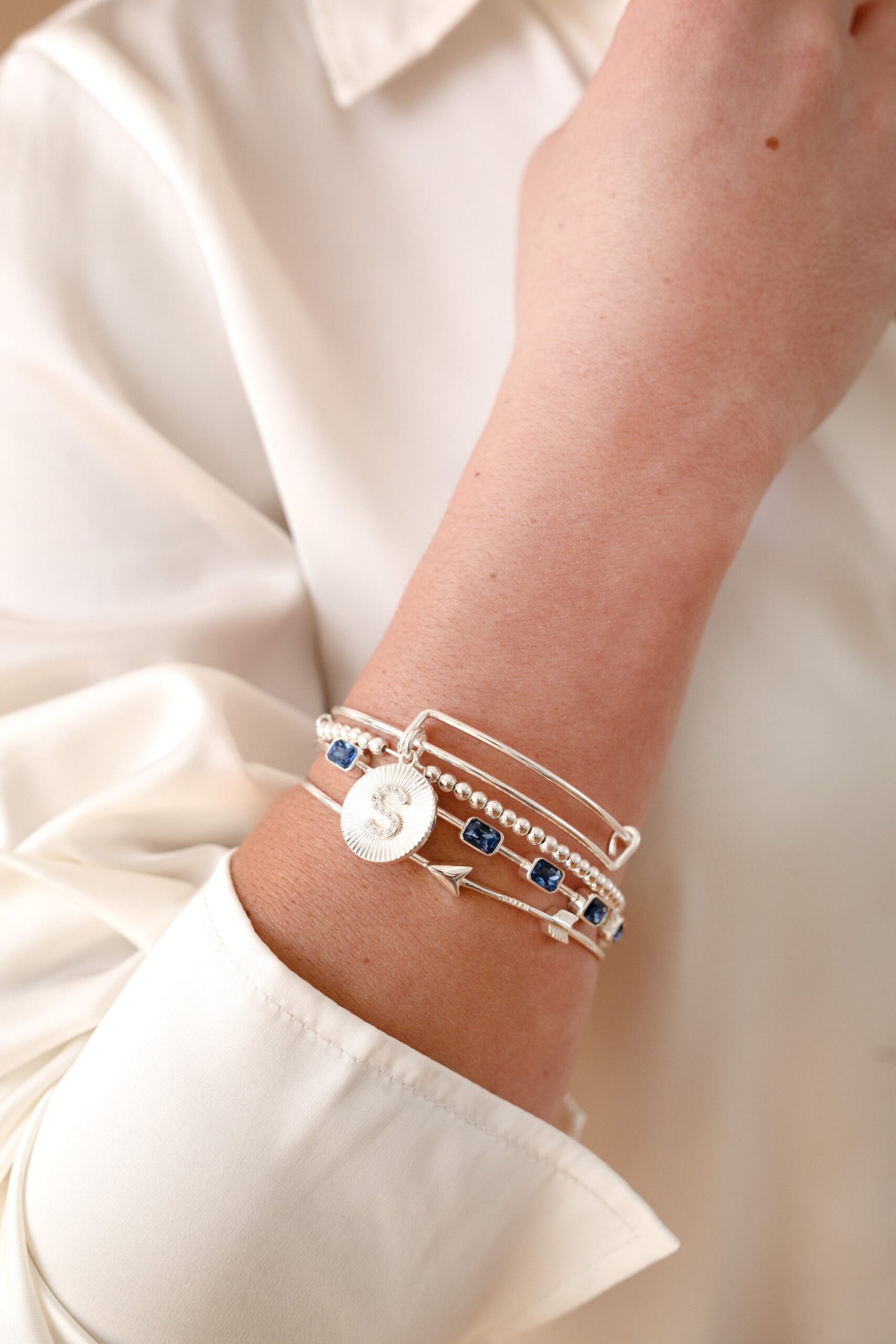 Arrow Inline Bangle - Image 6