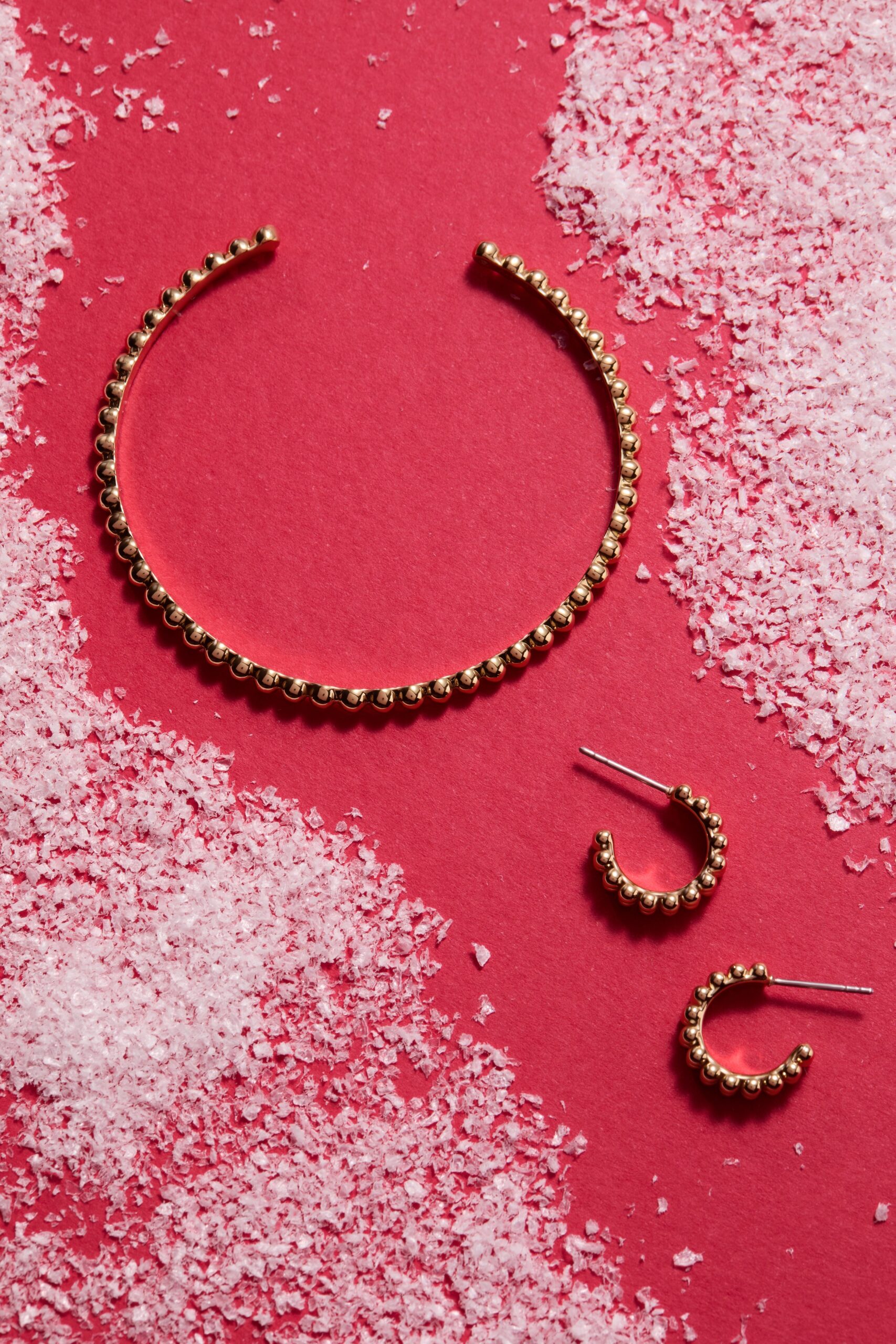 Gold Beaded Huggie Hoop Earring - Image 4
