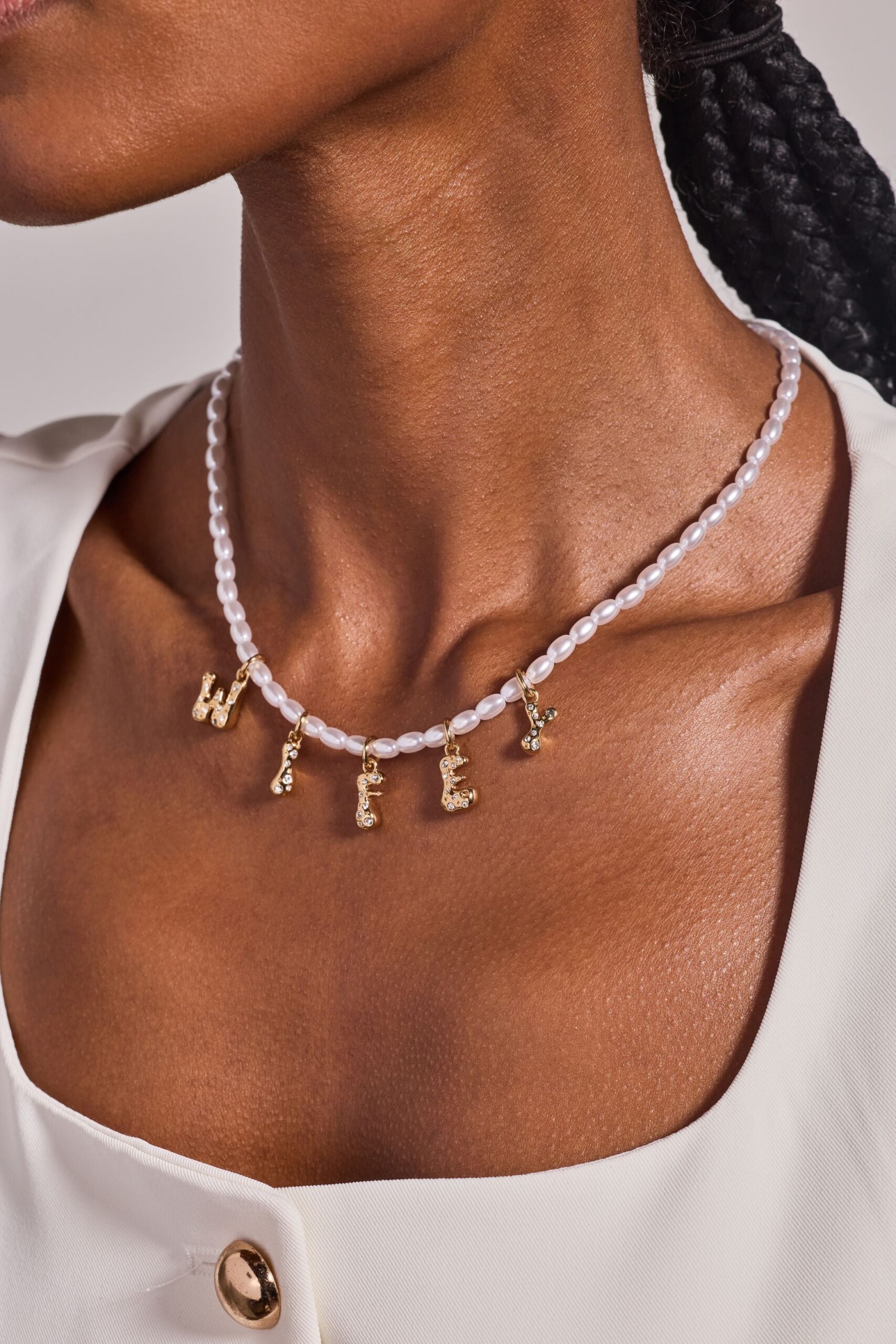 'Wifey' Bubble And Beaded Pearl Necklace - Image 2