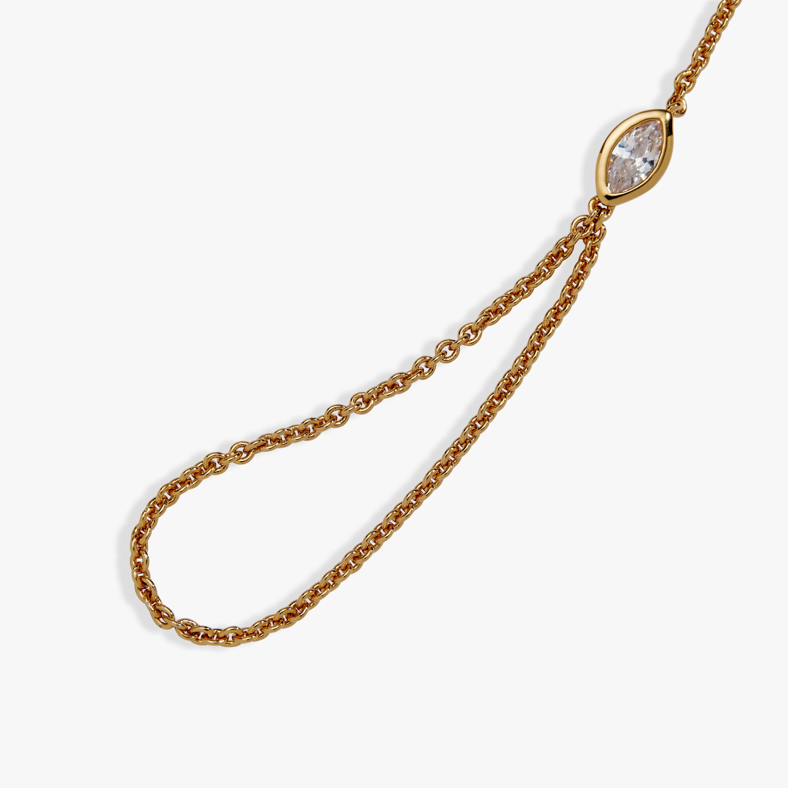 House of the Dragon™ Dragon Wings Hand Chain - Image 5